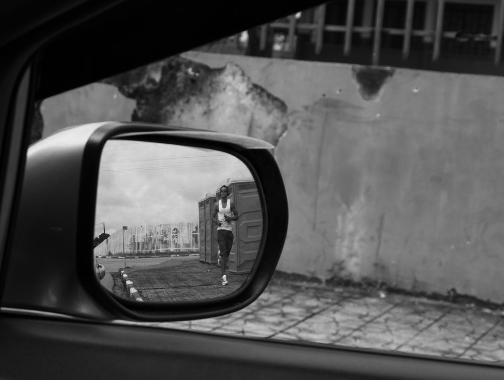 Czy warto wynajmować samochód na Borneo: różnice między Sabahu a Sarawakiem, drogi, szutry i realia parkowania w małych miasteczkach Czy warto wynajmować samochód na Borneo: różnice między Sabahu a Sarawakiem, drogi, szutry i realia parkowania w małych miasteczkach